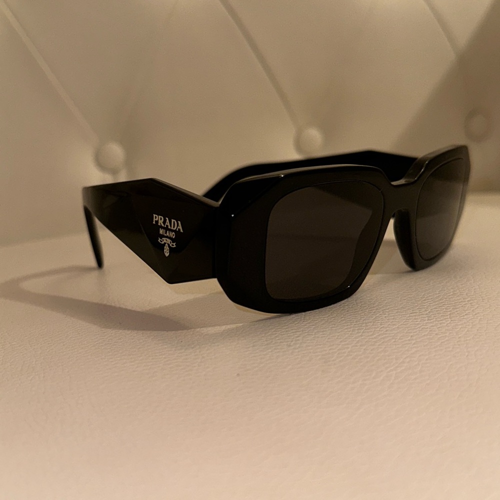 PRADA PR 17WS sunglasses